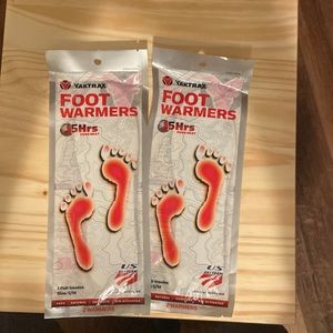 Yaktrax Foot Warmers S/M stay warm!!